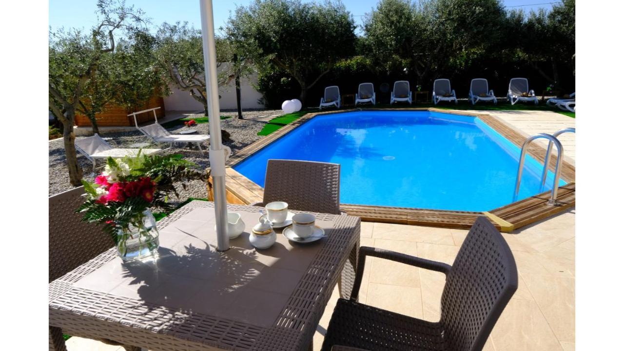 Tenuta Con Due Abitazioni Indipendenti Martina Franca Exterior photo
