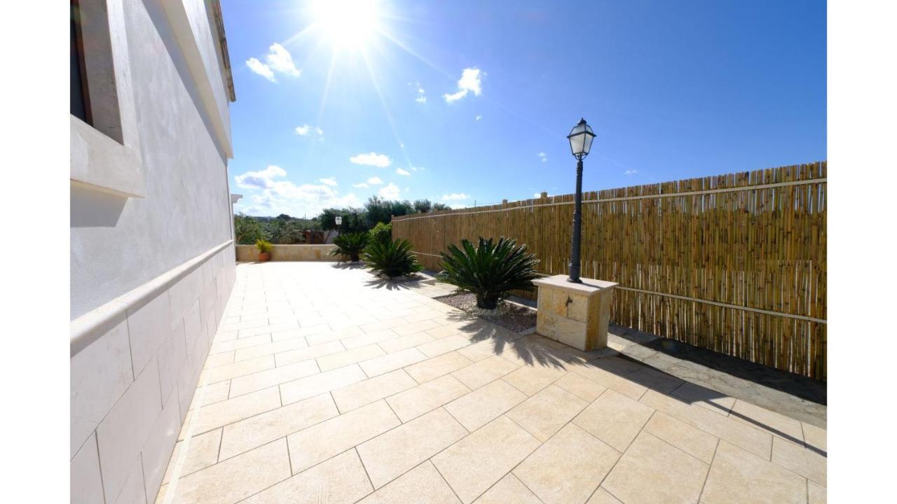 Tenuta Con Due Abitazioni Indipendenti Martina Franca Exterior photo