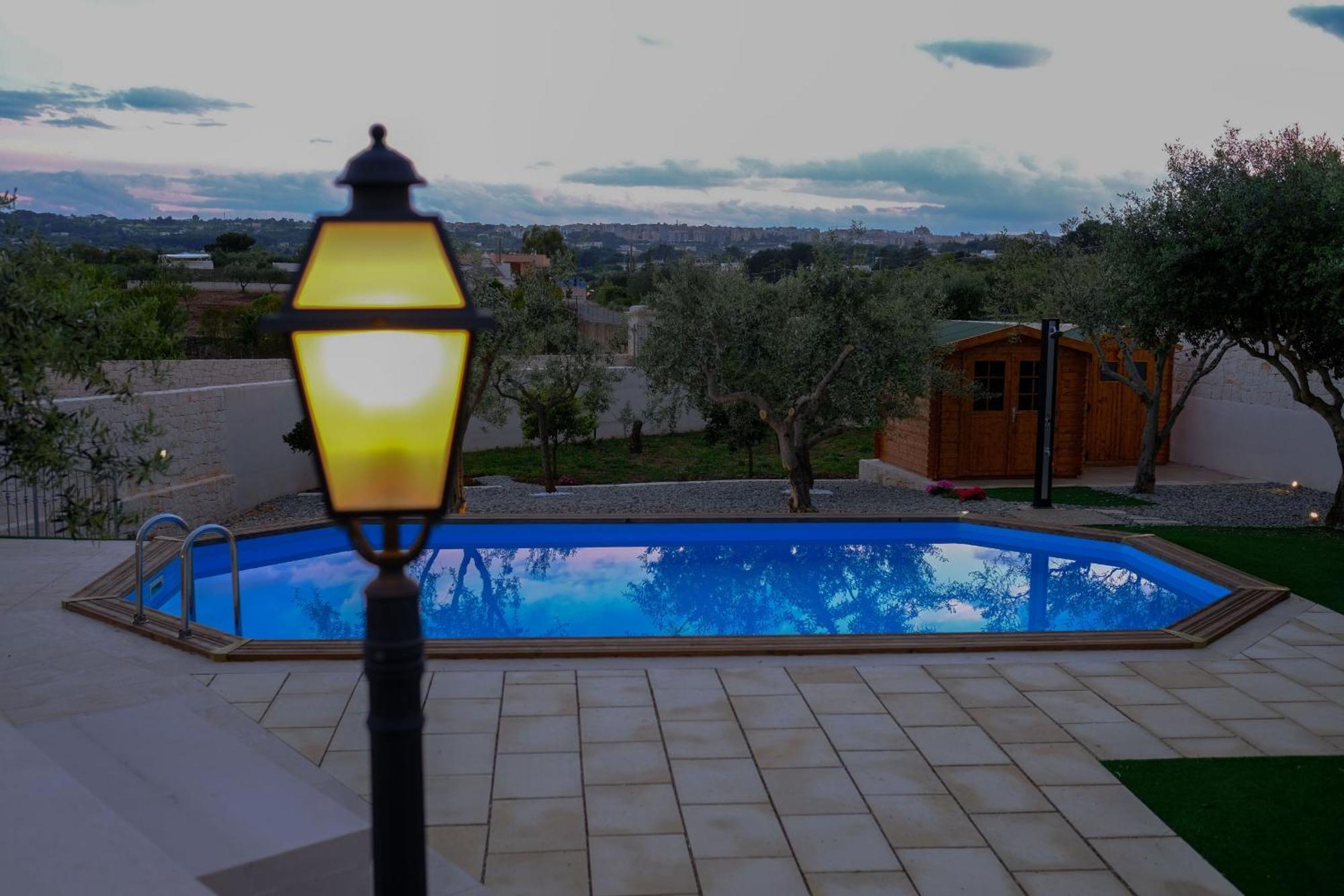Tenuta Con Due Abitazioni Indipendenti Martina Franca Exterior photo