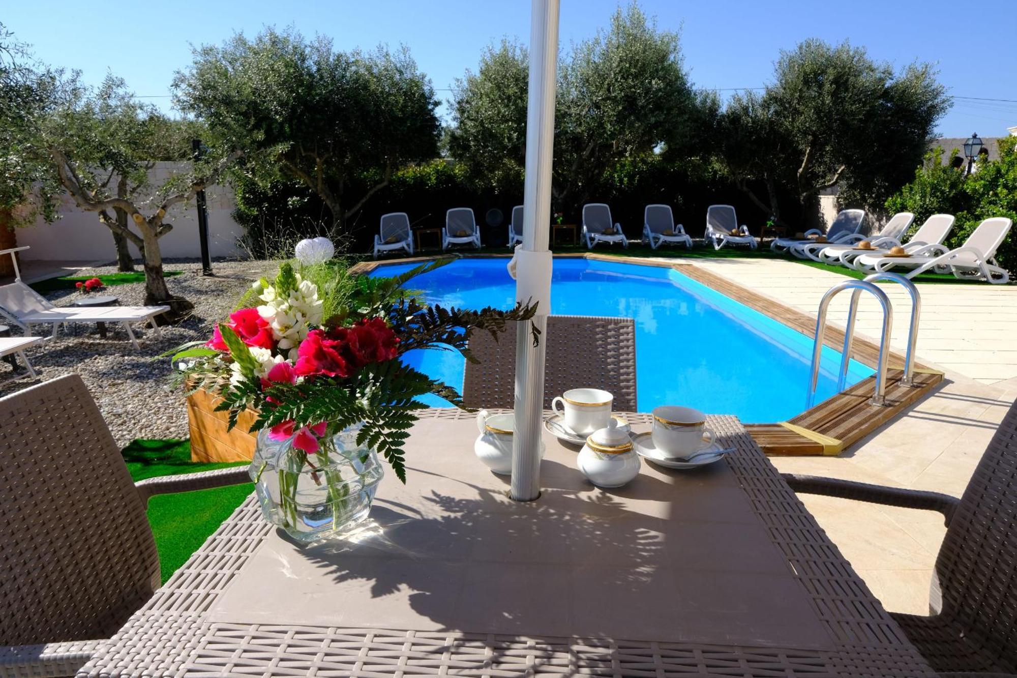 Tenuta Con Due Abitazioni Indipendenti Martina Franca Exterior photo